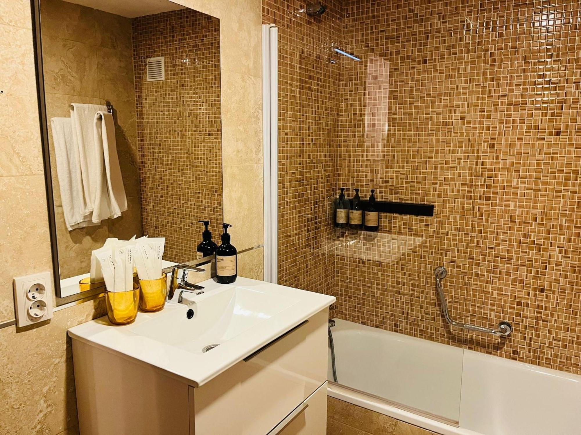 Aparthoteltribunal Madrid Extérieur photo